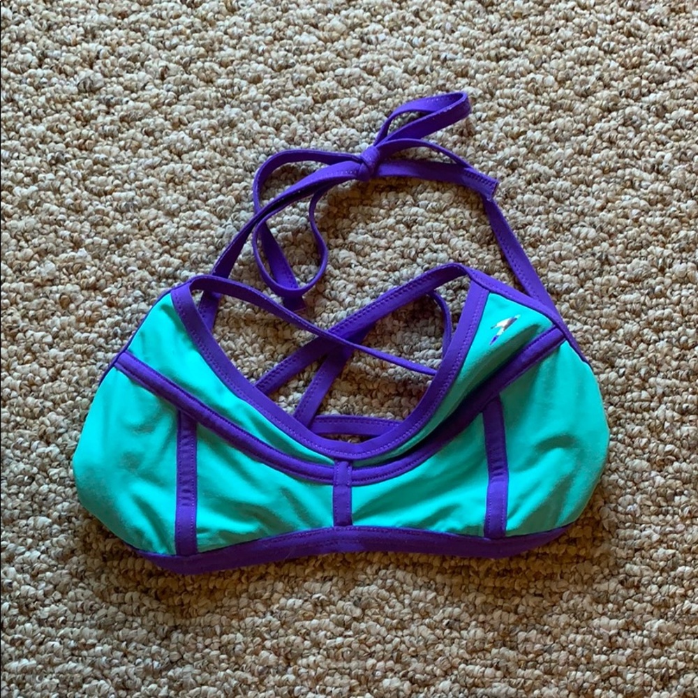 Size medium Speedo bikini top 🌸